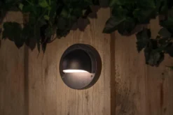 Trädgårdslampa
