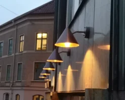 Väggarmatur